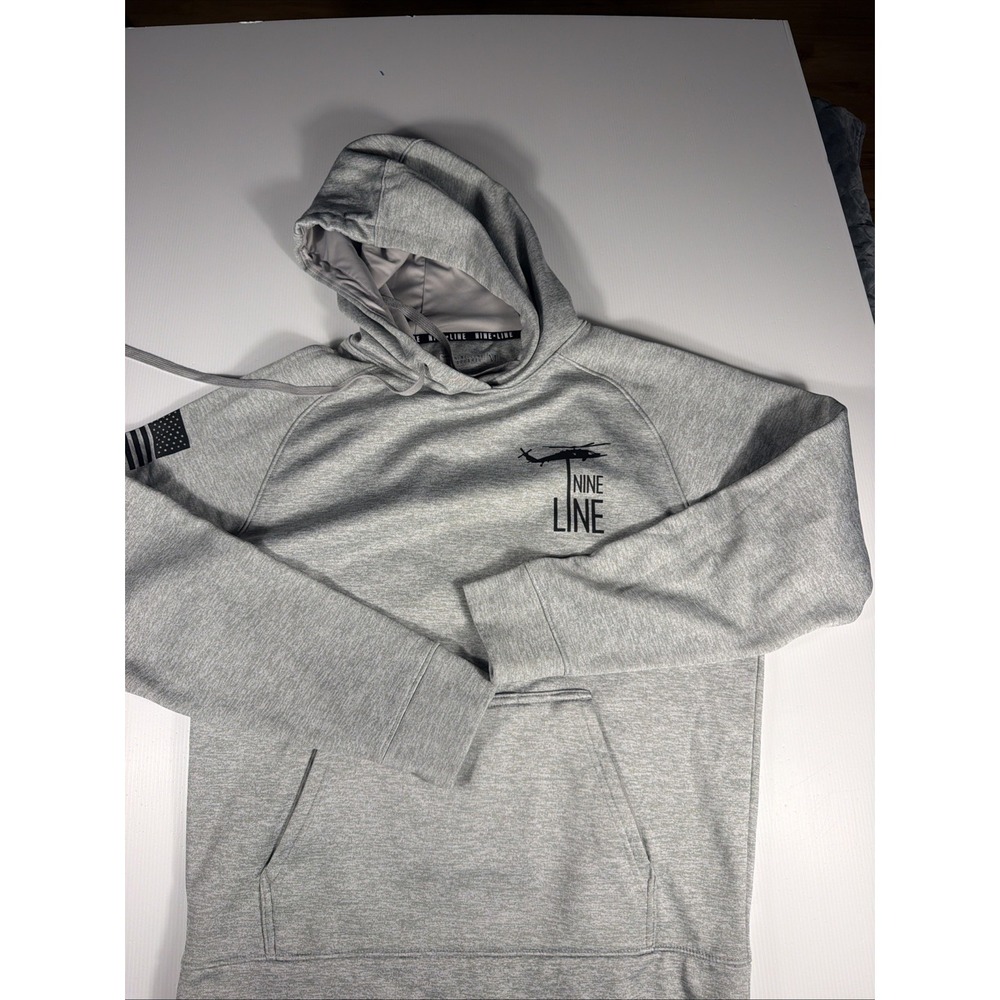 Nine Line Apparel Men's M Gray Tactical Hoodie American Flag Helicopter
